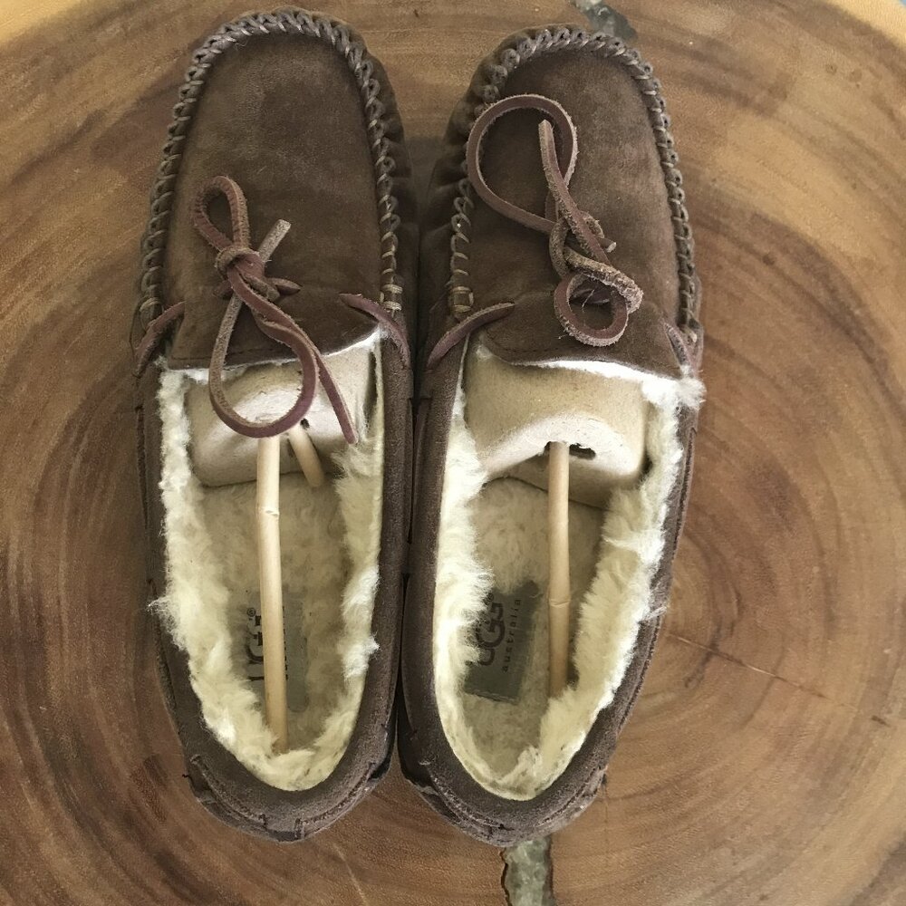 UGG Dakota Slippers, Espresso, Sz 9